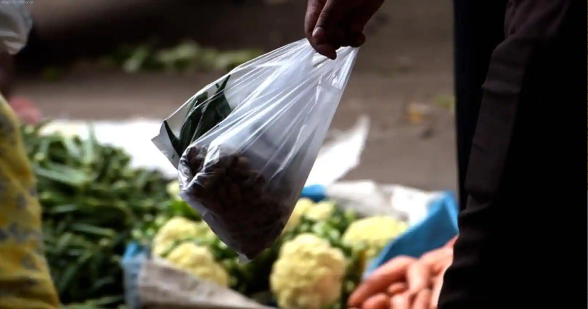 Delhi's Lajpat Nagar market welcomes ban on single-use plastic